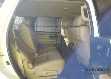 2013 Toyota Sequoia Sr5 5.7L V8 z USA, uszkodzony, nr VIN 5TDBW5G17DS073727